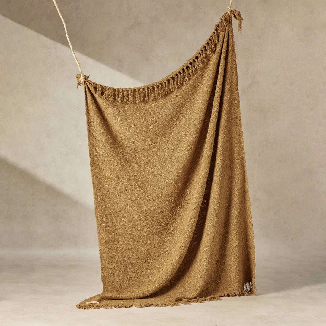 Theodore Throw | Burro